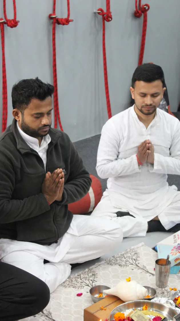 Mantra Chanting Before Yoga Session At Adishakti Yogpeeth